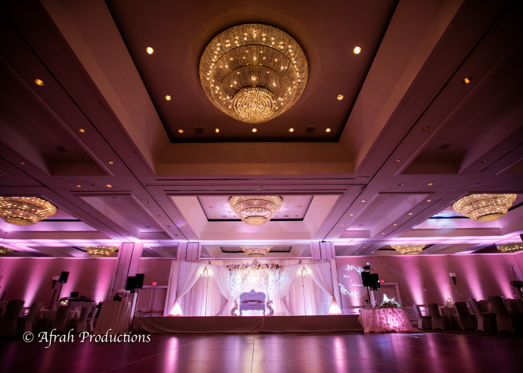 #MichaelAnthonyProductions #GrandHyattTampaBay #ArabWedding #AfrahProductions #TampaWedding #TampaDJ #WeddingDJ #UpLighting #AccentLighting #WeddingUplighting