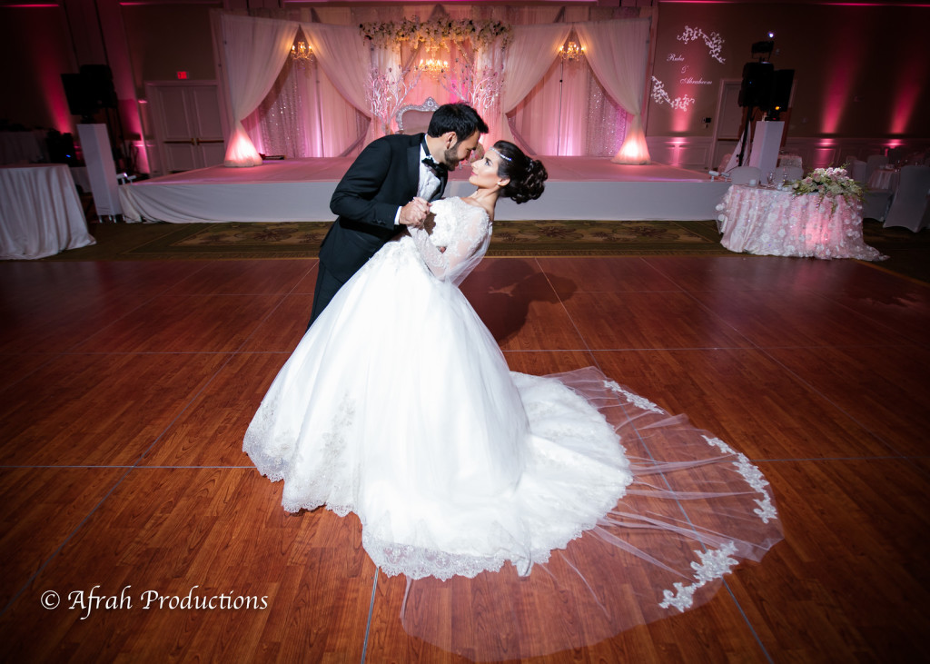 #‎MichaelAnthonyProductions‬ ‪#‎SpecatacularDreamLighting‬ ‪#‎AccentLighting‬ ‪#‎Weddinguplighting‬ ‪#‎WeddingDJ‬ ‪#‎Tampauplighting‬ ‪#‎TampaDJ‬ ‪#‎ArabWedding‬ ‪#‎GrandHyattTampaBay‬ ‪#‎ArleneFloralandEventDesign‬ ‪#‎AfrahProductions‬ #Uplighting